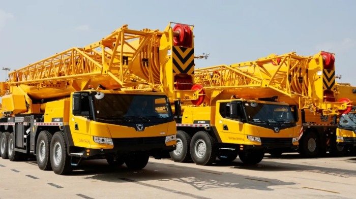 再启航！30余台徐工起重机，丝路赴中东(图3)