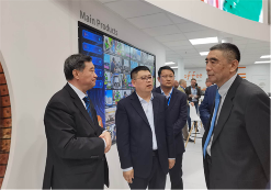 徐念沙会长到bauma 2025参观调研(图8)