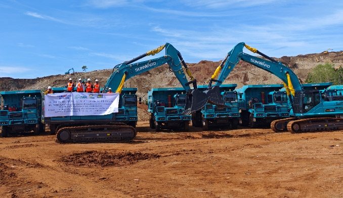 漂洋过海！山河智能矿用设备批量交付印尼客户(图2)
