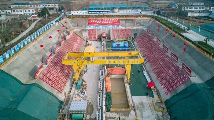 中铁装备“水投2号”“水投3号”盾构机同步始发(图4)