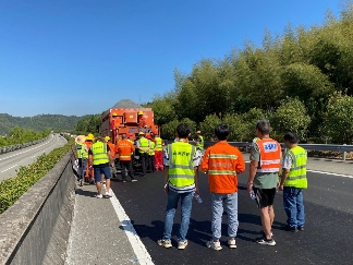大成集团微表处项目观摩会顺利召开(图1)