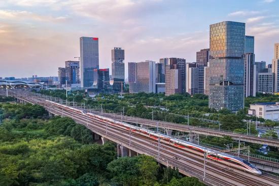 年度特别报道丨美好出行 幸福生活提质升级(图1)