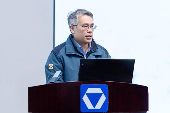 启新程 攀高峰 · 2026徐工道路营销工作会议聚势谋远，共(图13)