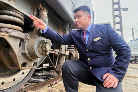 来自机务段的他，随队勇夺“湘超”冠军！(图4)